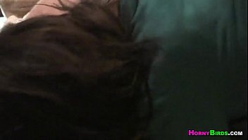 na cama divertindo lesbicas se Abegaile johnson fuck in front of her hubby